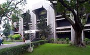 Best Hotels near US Consulate Chennai | Hanureddy Residences